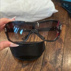 Gucci Black and Brown Oversized Sunglasses